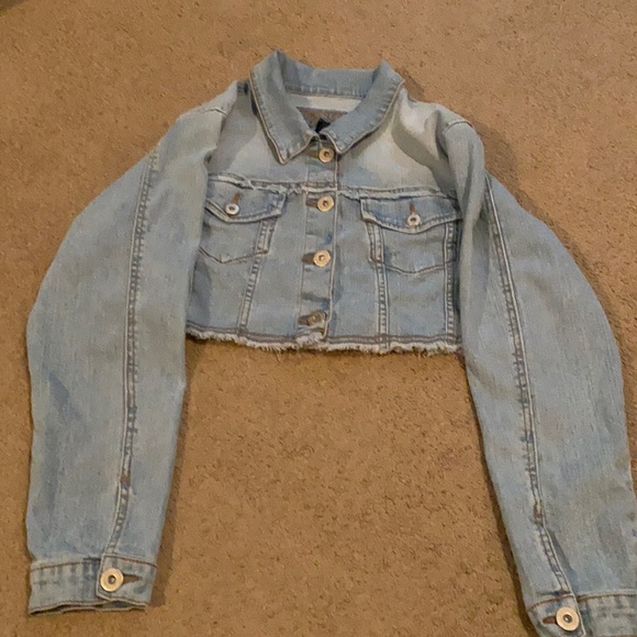 Americana Blues Ladies Size 1X- Stone Washed Crop Top Jean Jacket - Picture 1 of 4